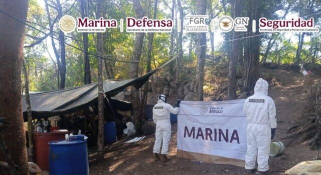 Incautación de 300 kilos de metanfetamina por el Ejército en Guerrero México Incautación de 300 kilos de metanfetamina por el Ejército en Guerrero México