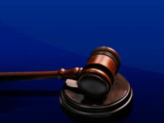 Arrestan a hombre por presunto voto ilegal en dos elecciones Arrestan a hombre por presunto voto ilegal en dos elecciones