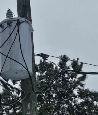 Casi 1000 clientes sin luz en Alabama tras fuertes tormentas Casi 1000 clientes sin luz en Alabama tras fuertes tormentas