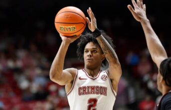 Estrella del baloncesto de Alabama arrestada por cargos de drogas en Tuscaloosa Estrella del baloncesto de Alabama arrestada por cargos de drogas en Tuscaloosa