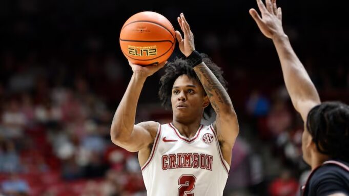 Estrella del baloncesto de Alabama arrestada por cargos de drogas en Tuscaloosa Estrella del baloncesto de Alabama arrestada por cargos de drogas en Tuscaloosa