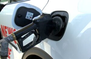 Gasolina en Alabama sube un dólar por galón el último mes Gasolina en Alabama sube un dólar por galón el último mes