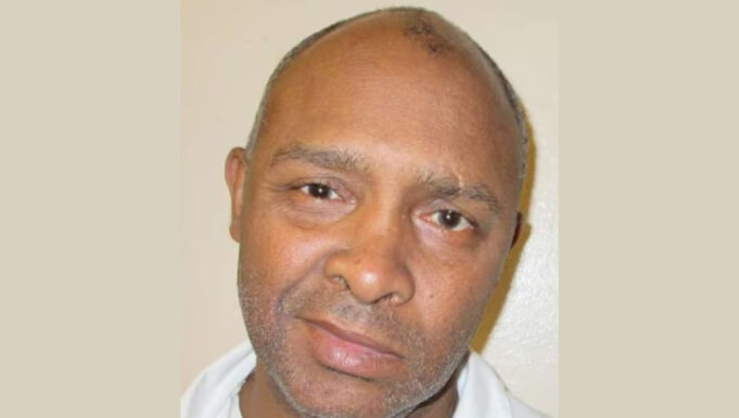 Hombre de Alabama, en el corredor de la muerte desde 1990, recibirá un nuevo juicio Hombre de Alabama, en el corredor de la muerte desde 1990, recibirá un nuevo juicio