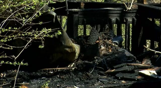 Hombre de edad avanzada muere en incendio de casa móvil en el condado de Etowah Hombre de edad avanzada muere en incendio de casa móvil en el condado de Etowah