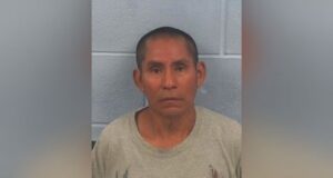 Hombre enfrenta cargos de violación y sodomía tras investigación de abuso infantil en Gadsden Hombre enfrenta cargos de violación y sodomía tras investigación de abuso infantil en Gadsden