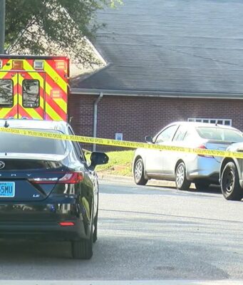 Investigan tiroteo contra un hombre en pórtico de North Titusville Investigan tiroteo contra un hombre en pórtico de North Titusville