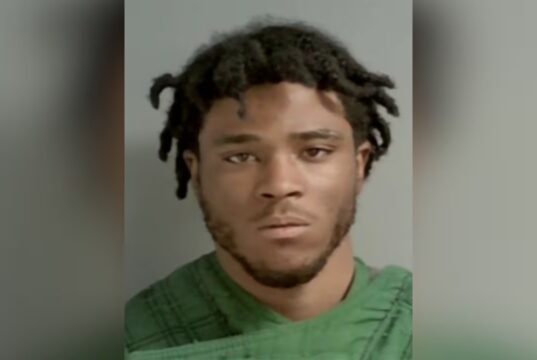 Joven de 19 años arrestado tras presuntamente dispararle a su padre Joven de 19 años arrestado tras presuntamente dispararle a su padre