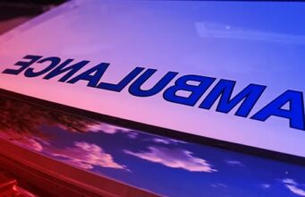 Motociclista herido tras chocar con una ambulancia en Mountain Gap Motociclista herido tras chocar con una ambulancia en Mountain Gap