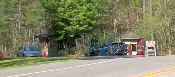 Niño de 3 años muere ahogado en el Parque Estatal Oak Mountain Niño de 3 años muere ahogado en el Parque Estatal Oak Mountain