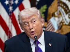 Donald Trump suspende sanciones petroleras para estabilizar el mercado global de crudo Donald Trump suspende sanciones petroleras para estabilizar el mercado global de crudo