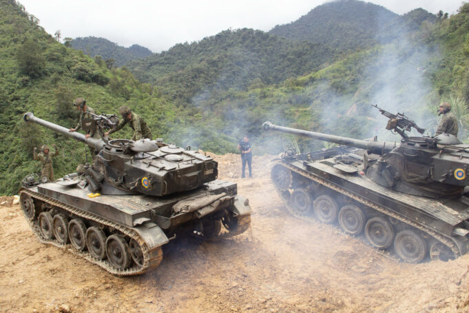 Ecuador destruye minas ilegales en Carchi en ofensiva militar contra crimen organizado Ecuador destruye minas ilegales en Carchi en ofensiva militar contra crimen organizado