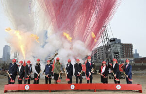 El Chicago Fire inicia la construcción de su nuevo estadio de fútbol en el centro de Chicago El Chicago Fire inicia la construcción de su nuevo estadio de fútbol en el centro de Chicago