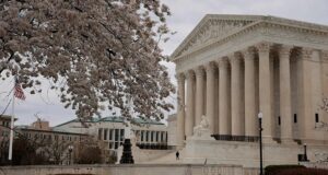 El Tribunal Supremo de Estados Unidos invalida las restricciones a las terapias de conversión para menores El Tribunal Supremo de Estados Unidos invalida las restricciones a las terapias de conversión para menores