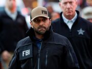 Exagentes del FBI presentan demanda contra la administración Trump por campaña de represalias Exagentes del FBI presentan demanda contra la administración Trump por campaña de represalias