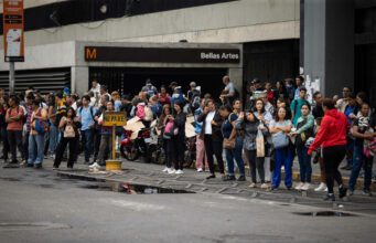 Gobierno venezolano denuncia intento de paralización del transporte público en Caracas Gobierno venezolano denuncia intento de paralización del transporte público en Caracas