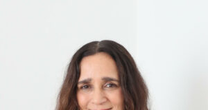 Julieta Venegas debutará como escritora con su primer libro autobiográfico Julieta Venegas debutará como escritora con su primer libro autobiográfico