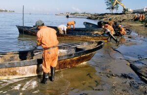México recolecta 825 toneladas de hidrocarburos tras derrame en el Golfo México recolecta 825 toneladas de hidrocarburos tras derrame en el Golfo