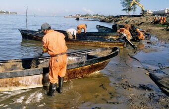 México recolecta 825 toneladas de hidrocarburos tras derrame en el Golfo México recolecta 825 toneladas de hidrocarburos tras derrame en el Golfo