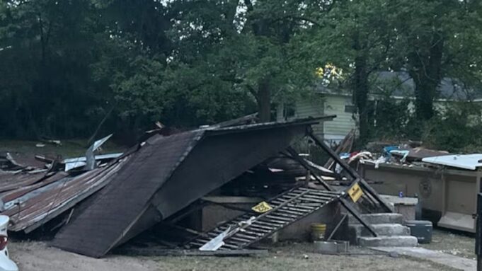 Adolescente de Bessemer muere tras derrumbarse una casa en ruinas Adolescente de Bessemer muere tras derrumbarse una casa en ruinas