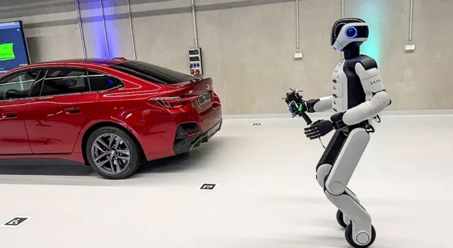 BMW pone a robots humanoides a trabajar en la construcción de vehículos eléctricos BMW pone a robots humanoides a trabajar en la construcción de vehículos eléctricos