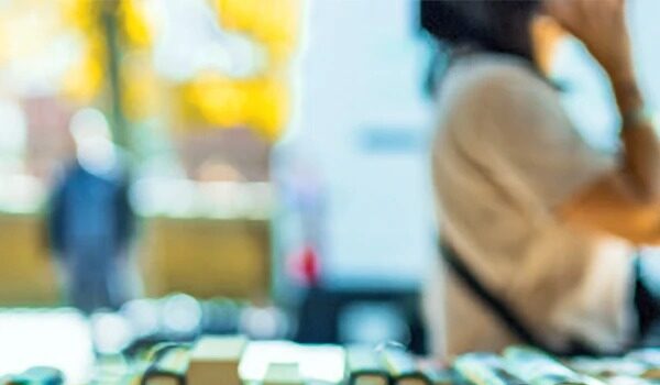 Birmingham reescribe la historia con la feria del libro comunitaria más grande de la ciudad Birmingham reescribe la historia con la feria del libro comunitaria más grande de la ciudad