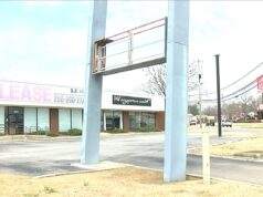 Ciudad de Gadsden revoca la licencia comercial de Emporium South LLC Ciudad de Gadsden revoca la licencia comercial de Emporium South LLC