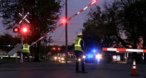 Conductor gravemente herido tras ser arrollado por un tren en Leeds Conductor gravemente herido tras ser arrollado por un tren en Leeds