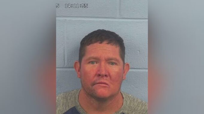 Hispano sentenciado a dos años de prisión por reingreso ilegal a EE.UU. Hispano sentenciado a dos años de prisión por reingreso ilegal a EE.UU.