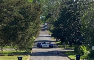 Hombre atrincherado en Birmingham arrestado tras operativo policial sin heridos Hombre atrincherado en Birmingham arrestado tras operativo policial sin heridos