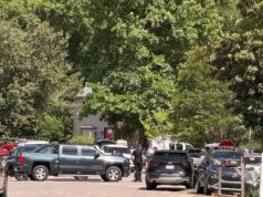 Hombre de Birmingham, 52 años, detenido tras enfrentamiento en una residencia de Pelham Hombre de Birmingham, 52 años, detenido tras enfrentamiento en una residencia de Pelham