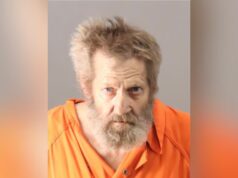 Hombre de Tarrant arrestado en relación con una investigación de robo en Birmingham Hombre de Tarrant arrestado en relación con una investigación de robo en Birmingham