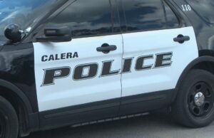 Joven de 21 años muere tras chocar su vehículo contra un árbol e incendiarse en Calera Joven de 21 años muere tras chocar su vehículo contra un árbol e incendiarse en Calera