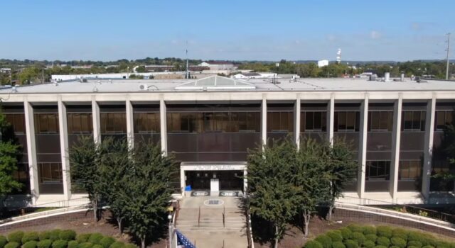 Juez anula orden de restablecer flúor en agua de Alabama Juez anula orden de restablecer flúor en agua de Alabama