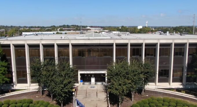 Juez anula orden de restablecer flúor en agua de Alabama Juez anula orden de restablecer flúor en agua de Alabama