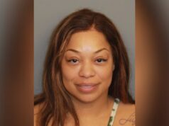 Mujer acusada de rociar a un niño con gas pimienta en Leeds Mujer acusada de rociar a un niño con gas pimienta en Leeds