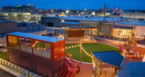 Nuevo espacio para música al aire libre abre sus puertas en Birmingham Nuevo espacio para música al aire libre abre sus puertas en Birmingham