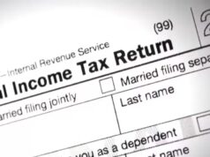 Se acerca la fecha límite de impuestos mientras contribuyentes de última hora se apresuran Se acerca la fecha límite de impuestos mientras contribuyentes de última hora se apresuran