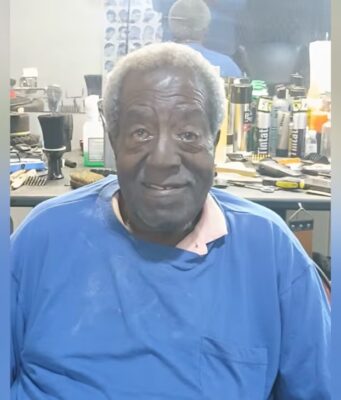 Veterano de Vietnam se recupera en el hospital tras ser apuñalado varias veces mientras dormía en casa Veterano de Vietnam se recupera en el hospital tras ser apuñalado varias veces mientras dormía en casa