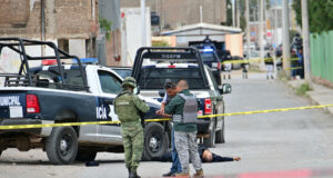 Ataque armado en Zacatecas deja víctimas y daños en comandancia policial Ataque armado en Zacatecas deja víctimas y daños en comandancia policial