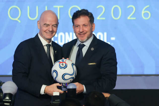 Conmebol solicita a Gianni Infantino postularse para la reelección en la FIFA Conmebol solicita a Gianni Infantino postularse para la reelección en la FIFA