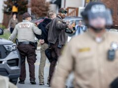 Corte permite a Texas arrestar y expulsar migrantes bajo ley SB4 Corte permite a Texas arrestar y expulsar migrantes bajo ley SB4