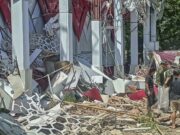 Desactivan alerta de tsunami tras sismo de 7,4 en Indonesia con un fallecido Desactivan alerta de tsunami tras sismo de 7,4 en Indonesia con un fallecido