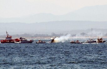 EE.UU. abate a cuatro personas tras un ataque a una embarcación sospechosa en el Pacífico EE.UU. abate a cuatro personas tras un ataque a una embarcación sospechosa en el Pacífico
