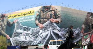 EEUU bloquea puertos de Irán y paraliza su comercio marítimo en Oriente Medio EEUU bloquea puertos de Irán y paraliza su comercio marítimo en Oriente Medio