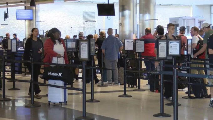 El Aeropuerto Internacional Birmingham-Shuttlesworth organizará una feria de empleo en mayo El Aeropuerto Internacional Birmingham-Shuttlesworth organizará una feria de empleo en mayo