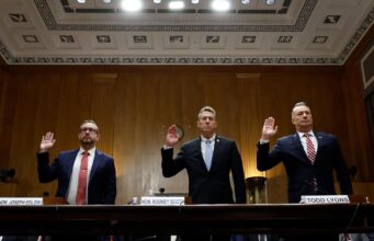 El jefe interino de Inmigración y Control de Aduanas decide dejar su cargo El jefe interino de Inmigración y Control de Aduanas decide dejar su cargo