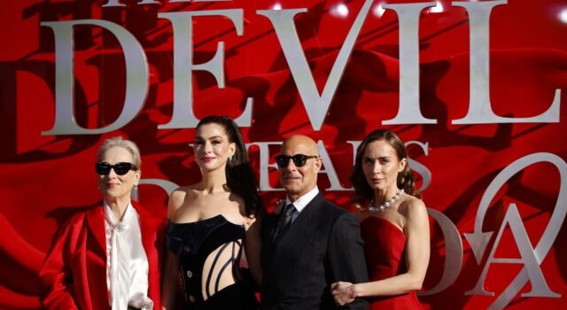 Emily Blunt y Stanley Tucci reciben estrellas en el Paseo de la Fama Emily Blunt y Stanley Tucci reciben estrellas en el Paseo de la Fama