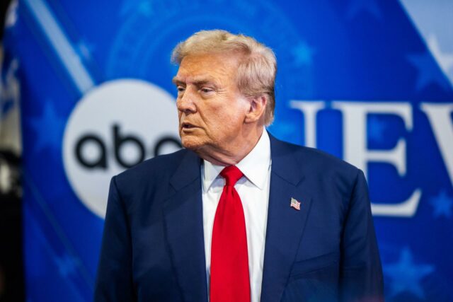 La FCC ordena revision de licencias de ABC tras polemica de Jimmy Kimmel