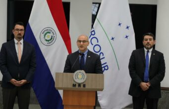 Paraguay recibirá a migrantes rechazados por Estados Unidos para ser repatriados Paraguay recibirá a migrantes rechazados por Estados Unidos para ser repatriados