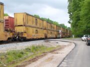 Residentes de Wilton, atrapados durante horas por trenes detenidos, buscan soluciones Residentes de Wilton, atrapados durante horas por trenes detenidos, buscan soluciones